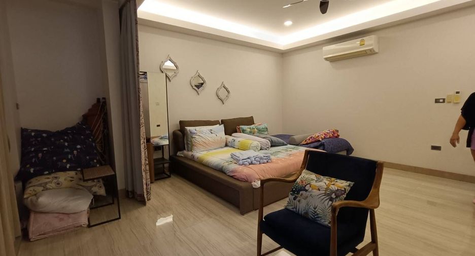 Villa zum Kauf und zur Miete mit 8 Zimmer in Bang Lamung, Chonburi