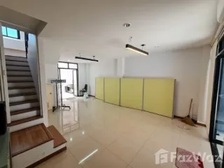 For rent and for sale 5 bedrooms townhouse in Pak Kret, Nonthaburi
