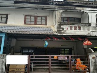 出售 2 卧室 联排别墅 在 Sai Mai, 曼谷