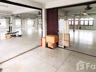 For sale 8 bedrooms townhouse in Thung Khru, Bangkok
