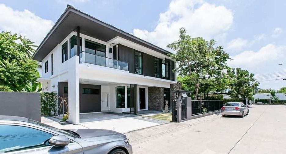 For sale 4 bedrooms house in Bang Phli, Samut Prakan