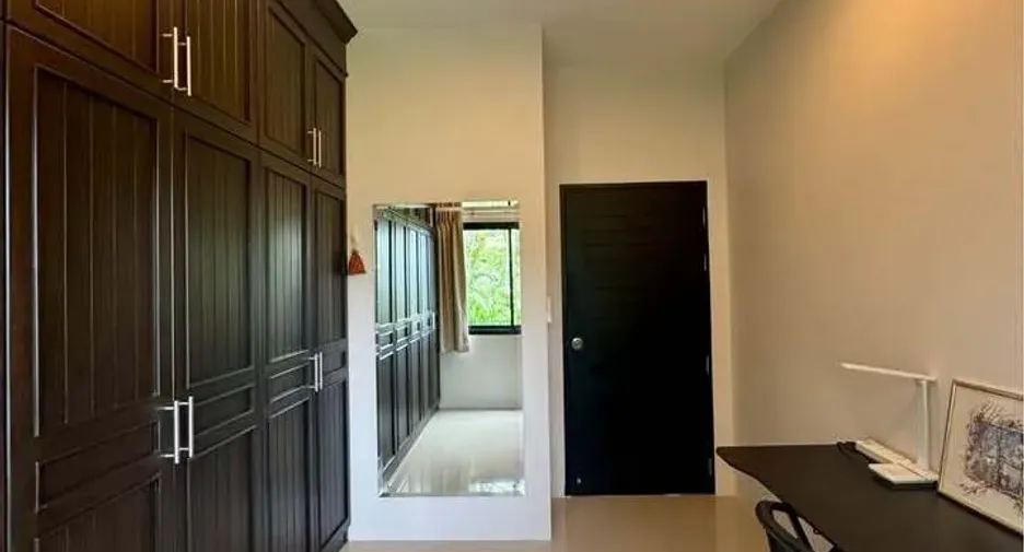 For rent 3 bedrooms townhouse in Mueang Phuket, Phuket