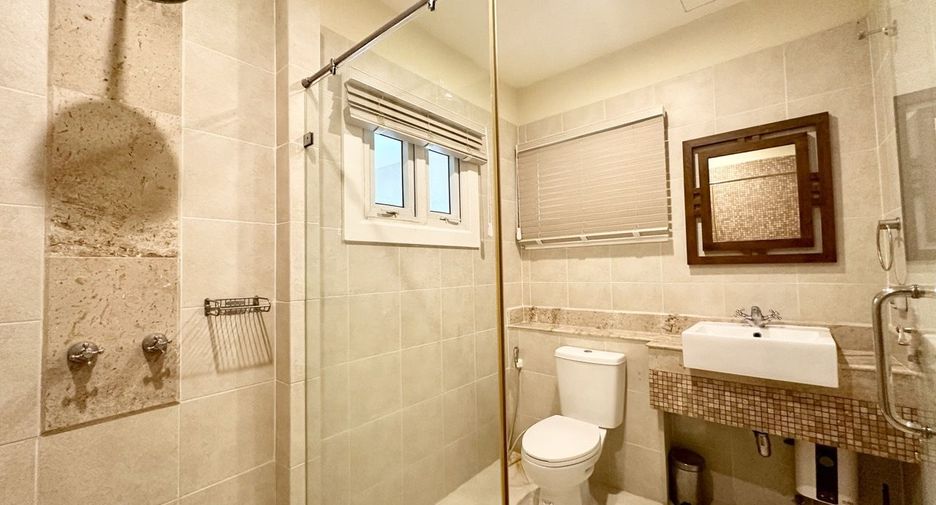 For rent 3 ベッドルーム house in Bang Lamung, Chonburi