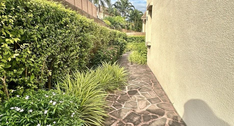 For rent 3 ベッドルーム house in Bang Lamung, Chonburi