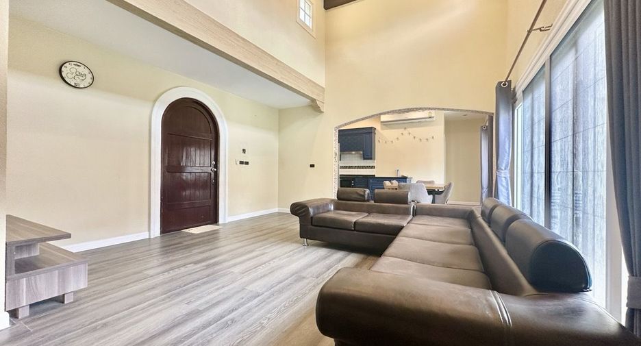 For rent 3 ベッドルーム house in Bang Lamung, Chonburi
