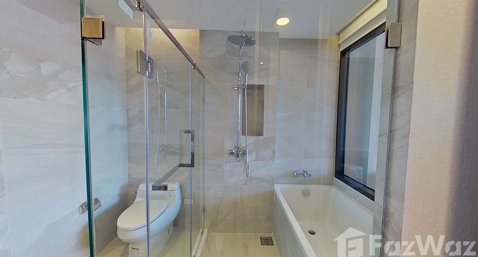 For rent 2 bedrooms condo in Si Racha, Chonburi