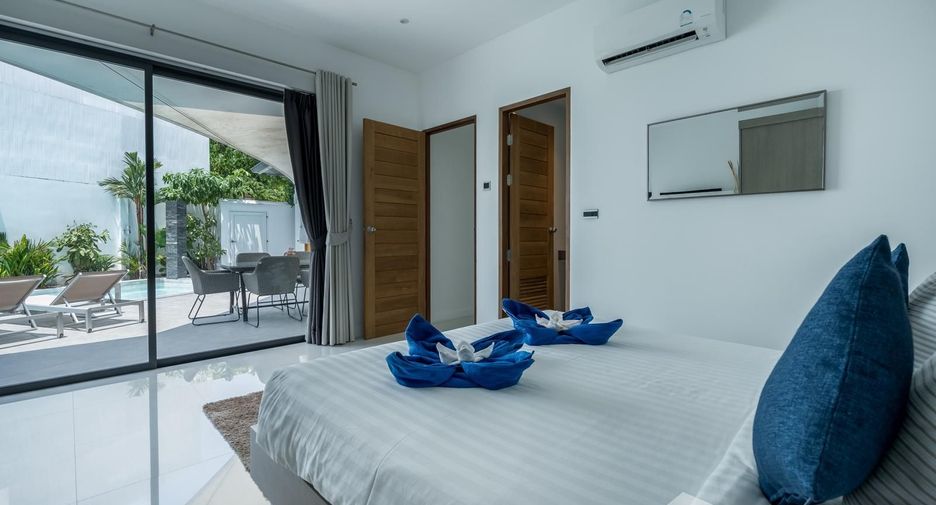 For rent 4 bedrooms villa in Mueang Phuket, Phuket