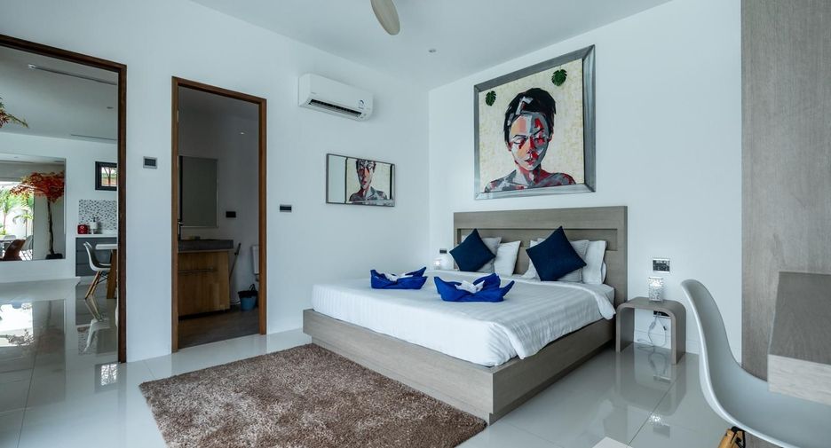 For rent 4 bedrooms villa in Mueang Phuket, Phuket