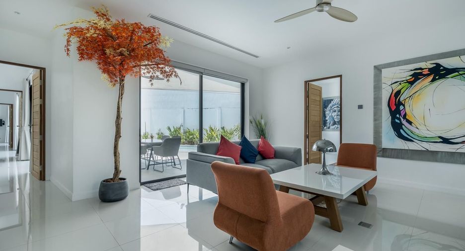 For rent 4 bedrooms villa in Mueang Phuket, Phuket