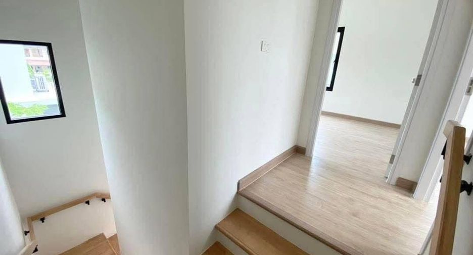 For sale 3 bedrooms townhouse in Bang Bo, Samut Prakan