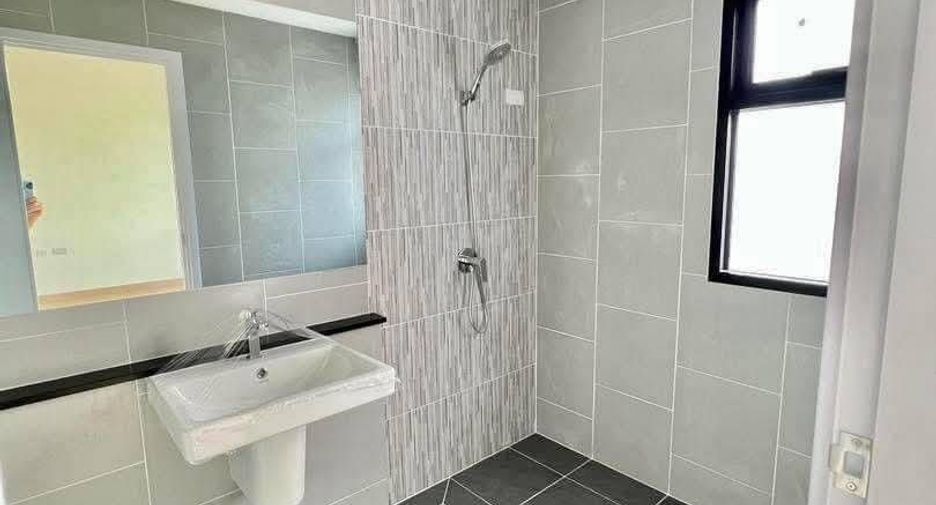 For sale 3 bedrooms townhouse in Bang Bo, Samut Prakan