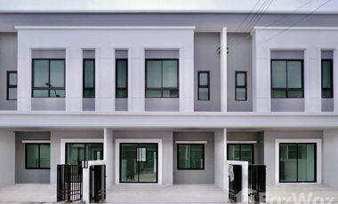 For sale 3 bedrooms townhouse in Bang Bo, Samut Prakan