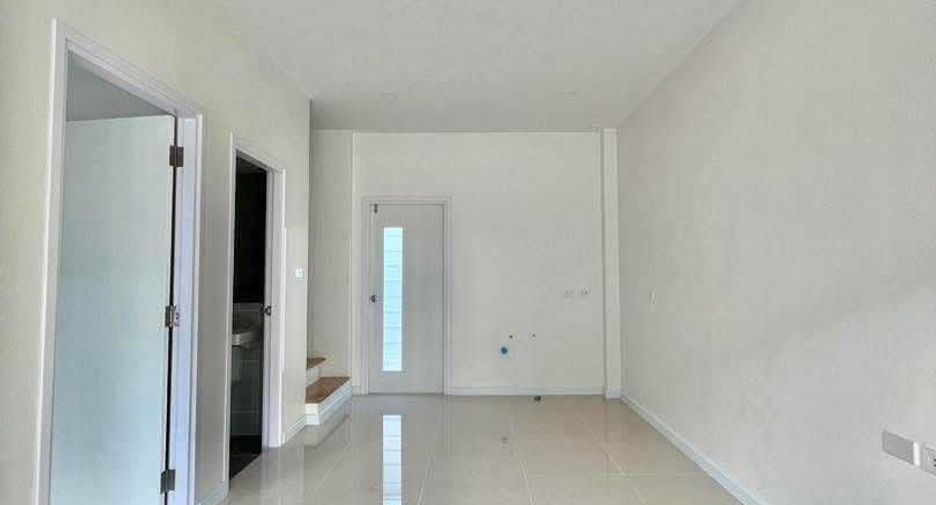 For sale 3 bedrooms townhouse in Bang Bo, Samut Prakan