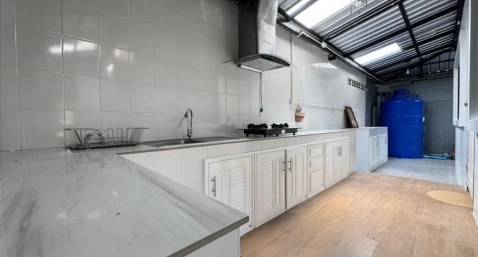 For rent 3 bedrooms house in Thalang, Phuket