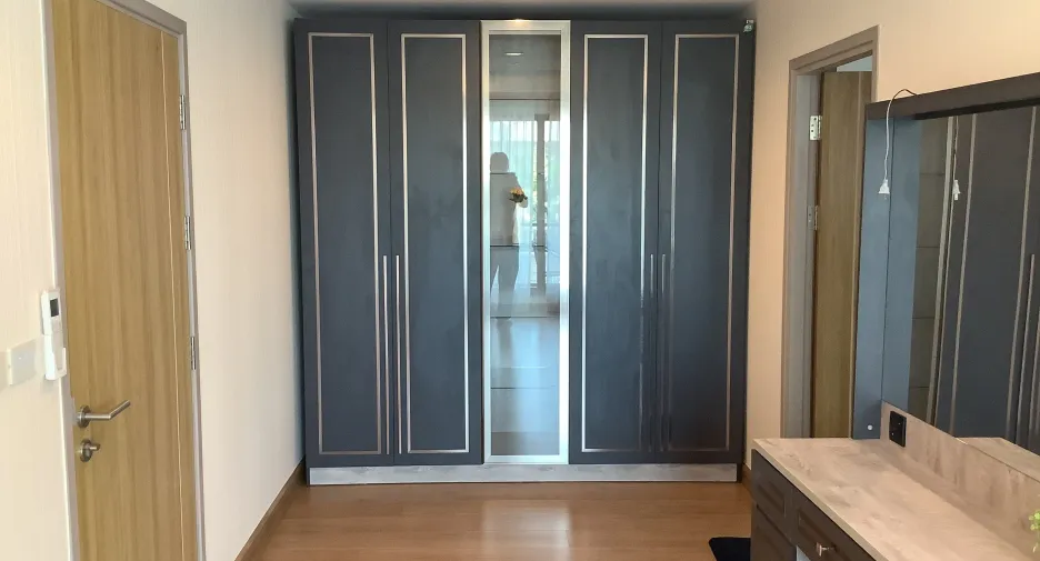出售 和 出租 6 卧室 独立屋 在 Don Mueang, 曼谷