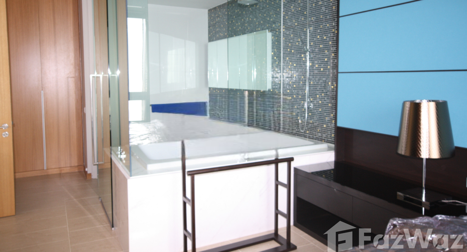For sale 3 bedrooms condo in Bang Lamung, Chonburi