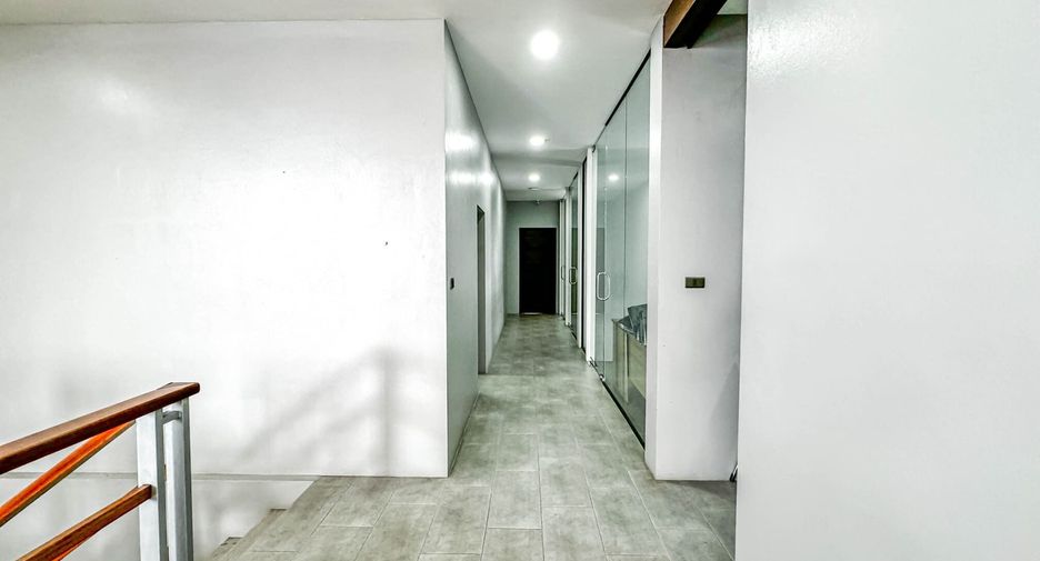 Büro zum Kauf mit 3 Zimmer in Thalang, Phuket