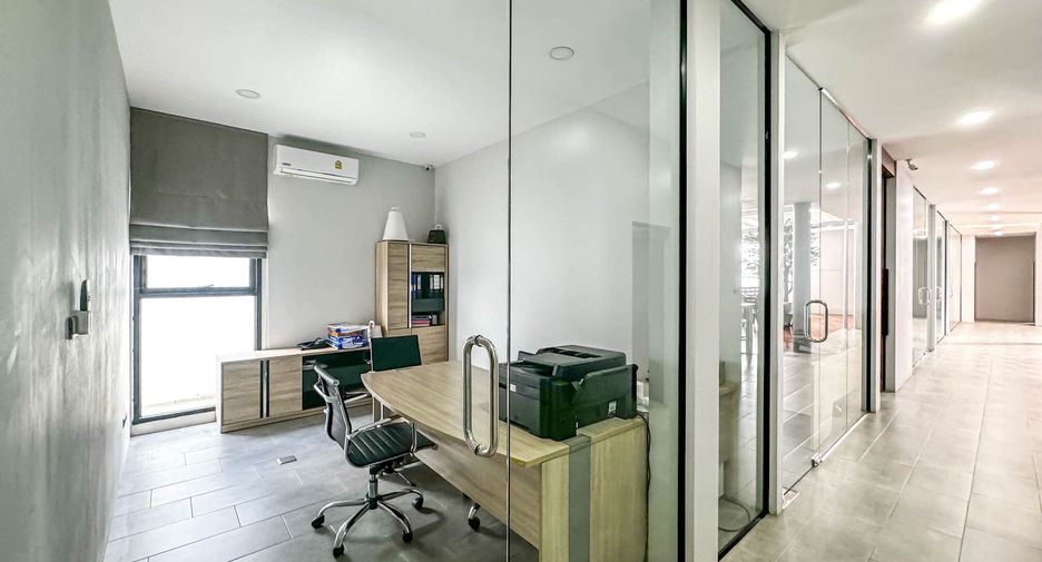 Büro zum Kauf mit 3 Zimmer in Thalang, Phuket