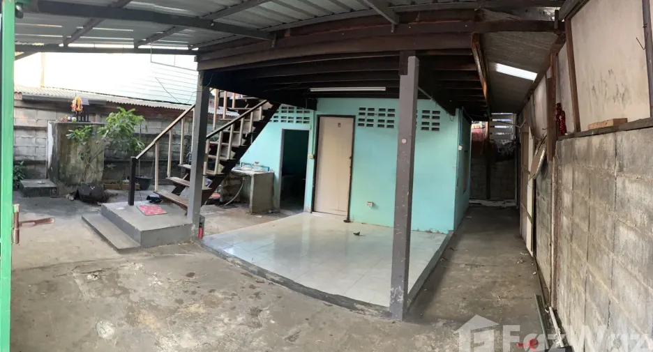 For sale 3 bedrooms house in Bangkok Noi, Bangkok