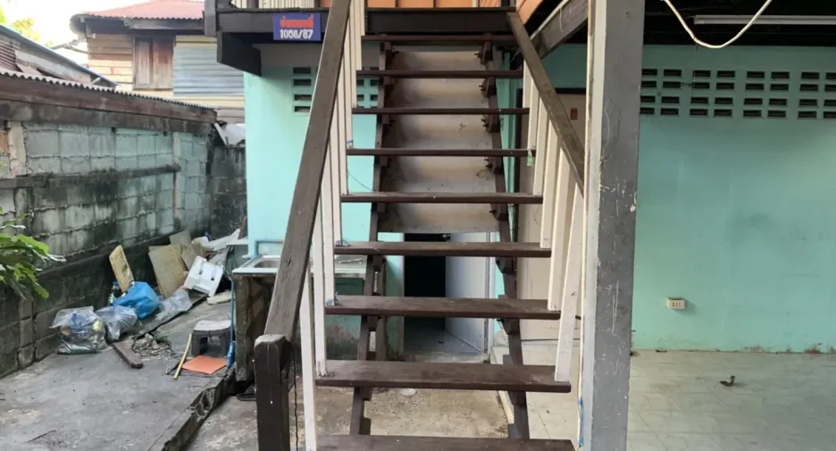 For sale 3 bedrooms house in Bangkok Noi, Bangkok