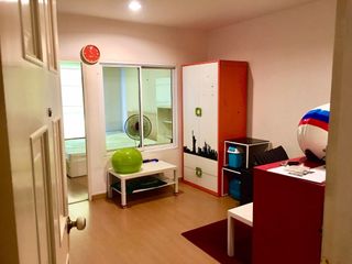 For sale 1 Beds condo in Thon Buri, Bangkok