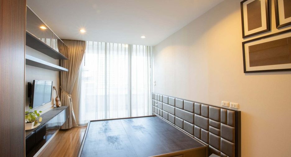 For sale 2 bedrooms condo in Bang Rak, Bangkok