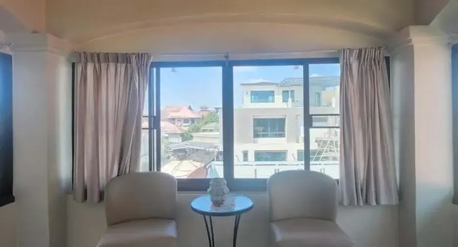 Haus zum Kauf und zur Miete mit 3 Zimmer in Bang Khae, Bangkok