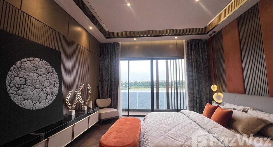 For sale 5 bedrooms villa in Bang Phli, Samut Prakan