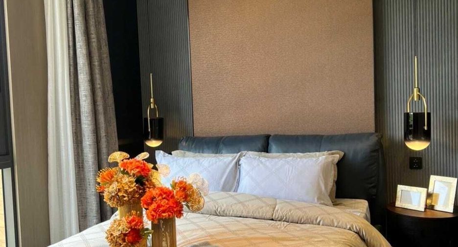 For sale 5 bedrooms villa in Bang Phli, Samut Prakan