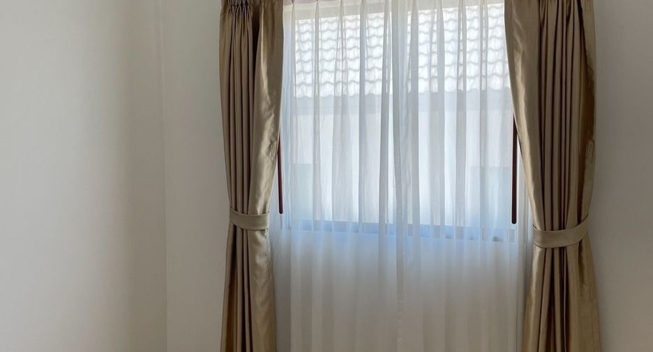 For rent 3 bedrooms townhouse in Kathu, Phuket