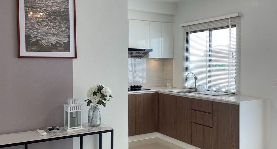 For rent 3 bedrooms townhouse in Kathu, Phuket
