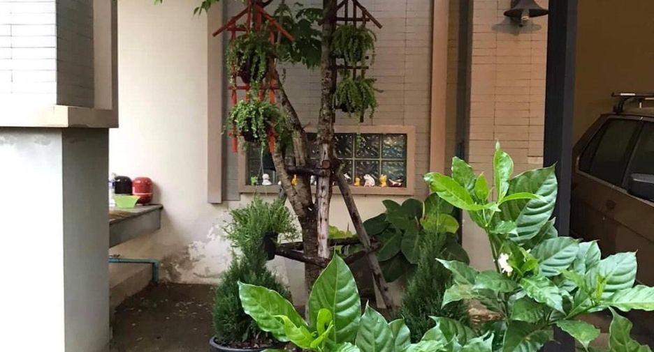 For sale 4 bedrooms house in Sai Mai, Bangkok