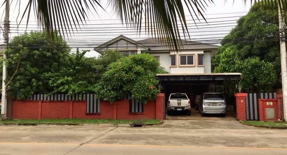 For sale 4 bedrooms house in Sai Mai, Bangkok