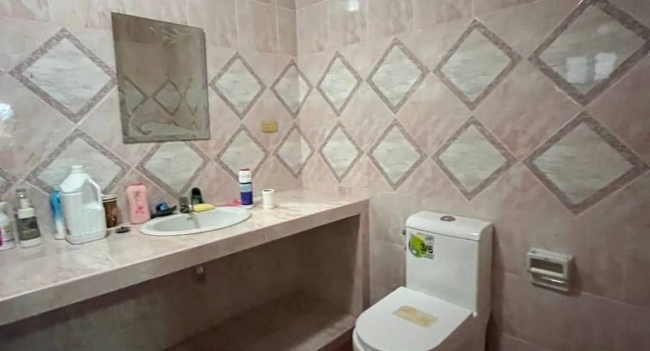 Haus zum Kauf mit 2 Zimmer in Bang Lamung, Chonburi