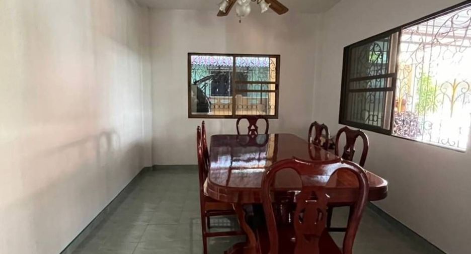 À vendre 2 chambres maison à Bang Lamung, Chonburi