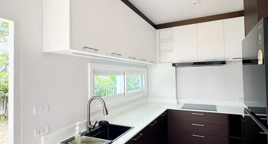 For rent 4 bedrooms house in Thalang, Phuket