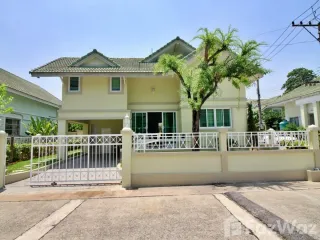 À louer 3 chambres maison à Bang Lamung, Chonburi