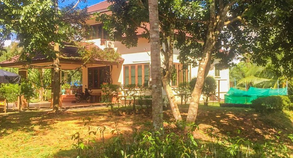 出售 4 卧室 独立屋 在 Mueang Chumphon, Chumphon