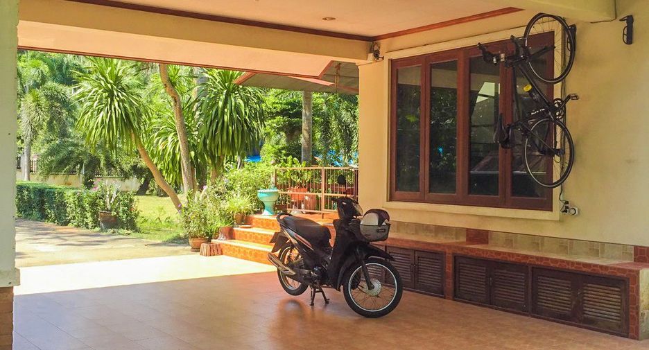 出售 4 卧室 独立屋 在 Mueang Chumphon, Chumphon