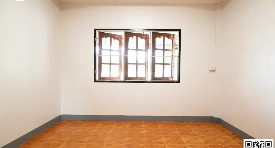 For sale 3 bedrooms house in Mueang Uttaradit, Uttaradit