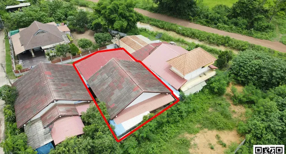 For sale 3 bedrooms house in Mueang Uttaradit, Uttaradit