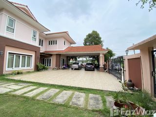Haus zum Kauf mit 5 Zimmer in Khlong Sam Wa, Bangkok