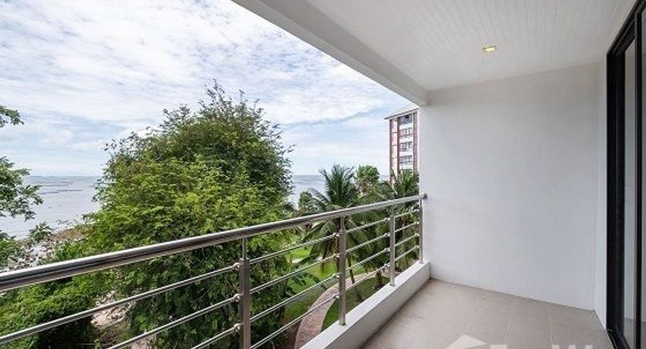 Condo en venta de 2 habitaciones en Si Racha, Chonburi