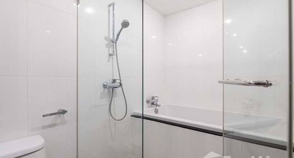 Condo en venta de 2 habitaciones en Si Racha, Chonburi