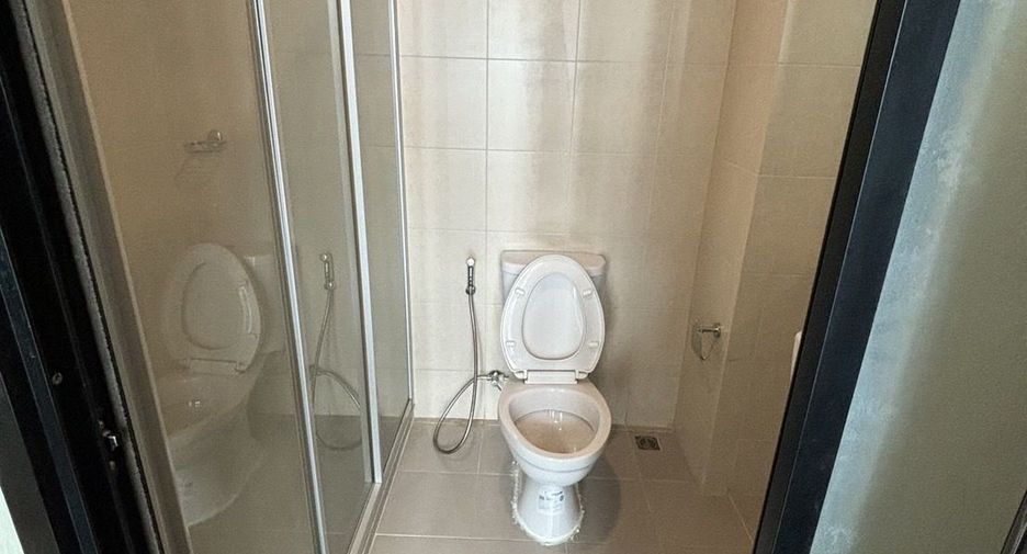 Condo en venta de 1 habitaciones en Si Racha, Chonburi