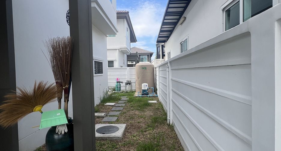 出售 5 卧室 独立屋 在 Mueang Nakhon Ratchasima, Nakhon Ratchasima