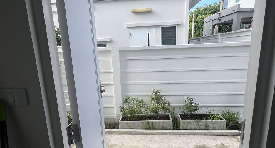出售 5 卧室 独立屋 在 Mueang Nakhon Ratchasima, Nakhon Ratchasima