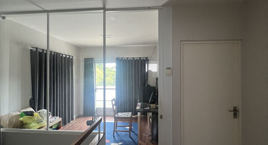 出售 5 卧室 独立屋 在 Mueang Nakhon Ratchasima, Nakhon Ratchasima