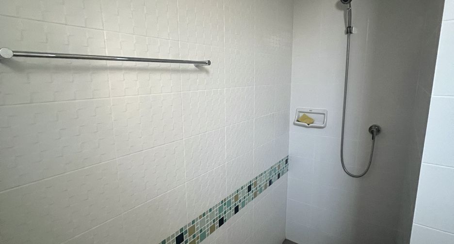 出售 5 卧室 独立屋 在 Mueang Nakhon Ratchasima, Nakhon Ratchasima