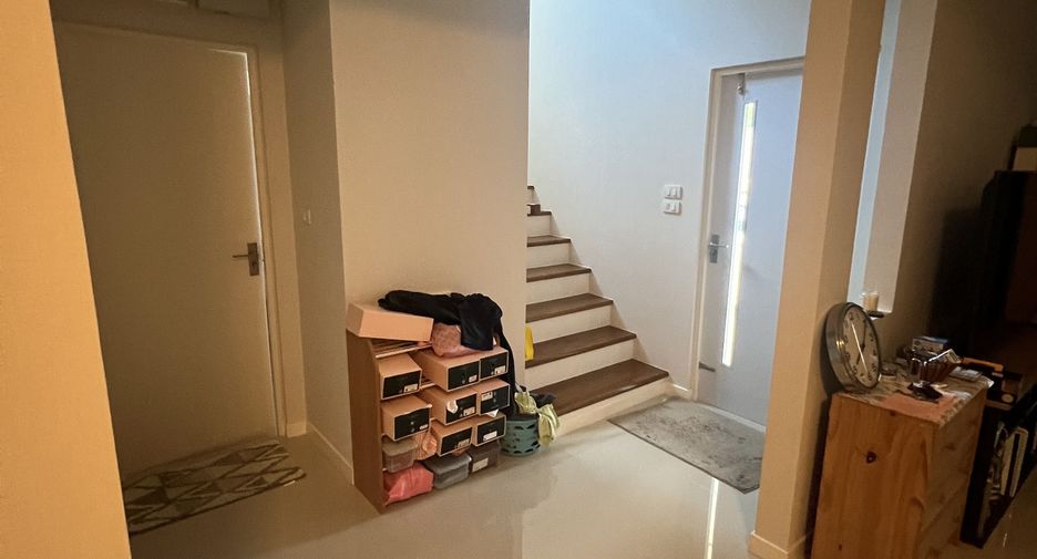 出售 5 卧室 独立屋 在 Mueang Nakhon Ratchasima, Nakhon Ratchasima